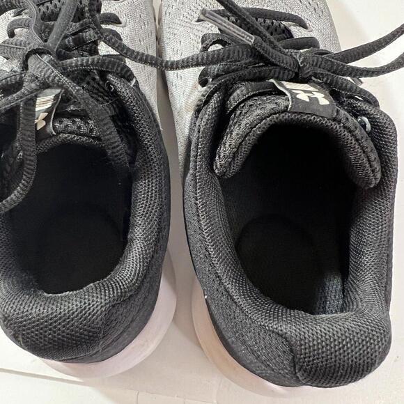 Under Armour Micro G Pursuit Gray Sneakers Size 6 Model 3000101-103 - Picture 7 of 9